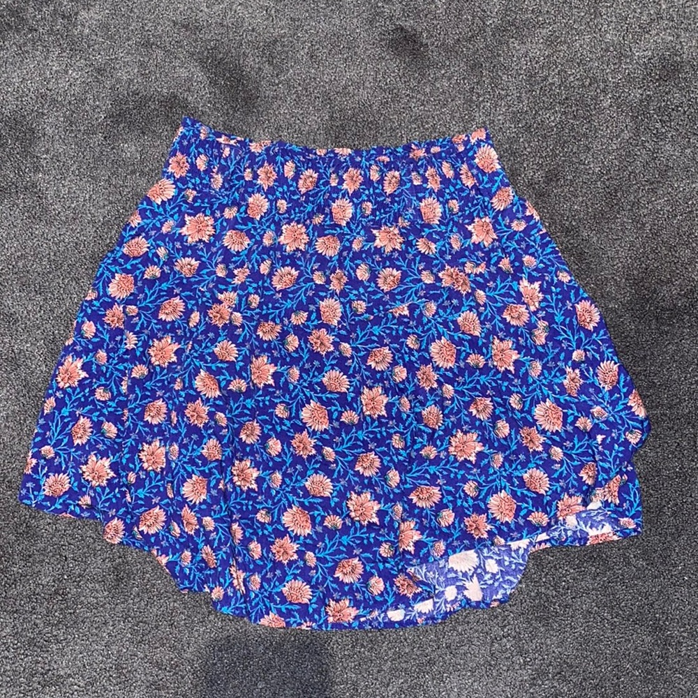 H&M Ladies Short Woven Fabric Floral Skirt Blue